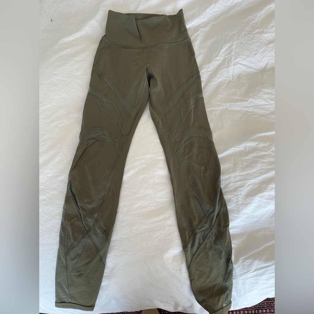 Lululemon Leggings with Mesh